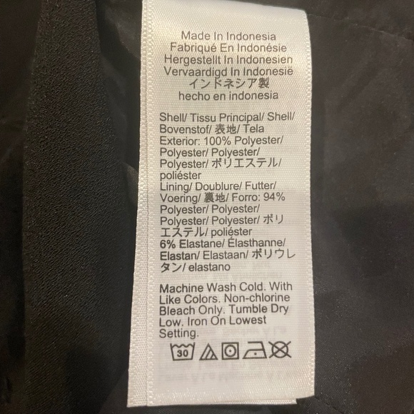 JCrew Slim Fit Tuxedo Vest in City Crepe - Size 2 - Picture 7 of 7